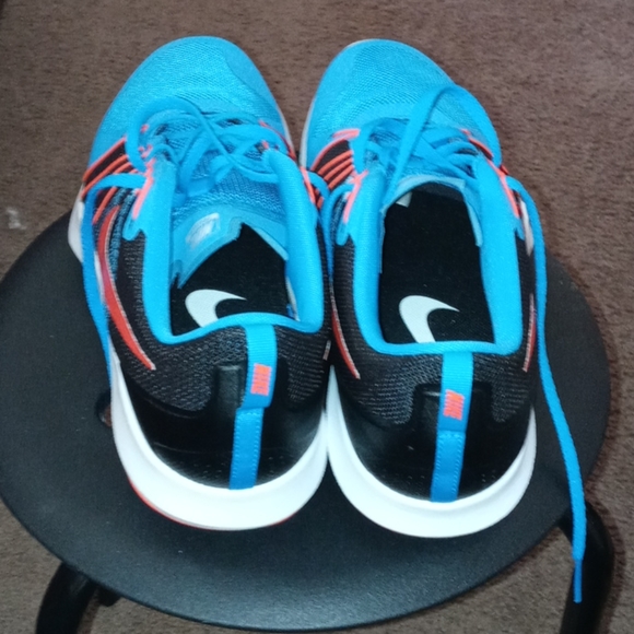 New nikes - Picture 6 of 7